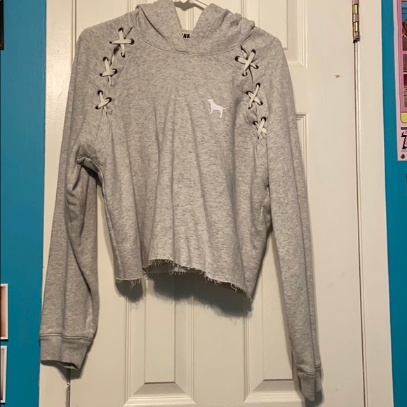 Gray cropped shirt - Picture 1 of 3